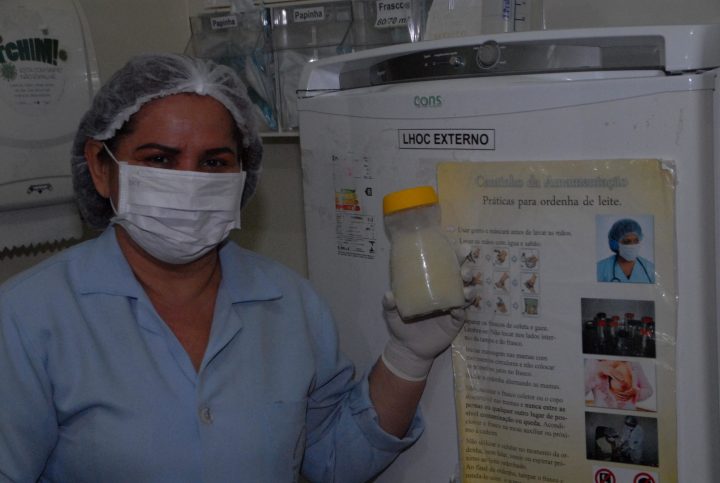 Prefeitura oferece serviço de coleta de leite materno em domicílio