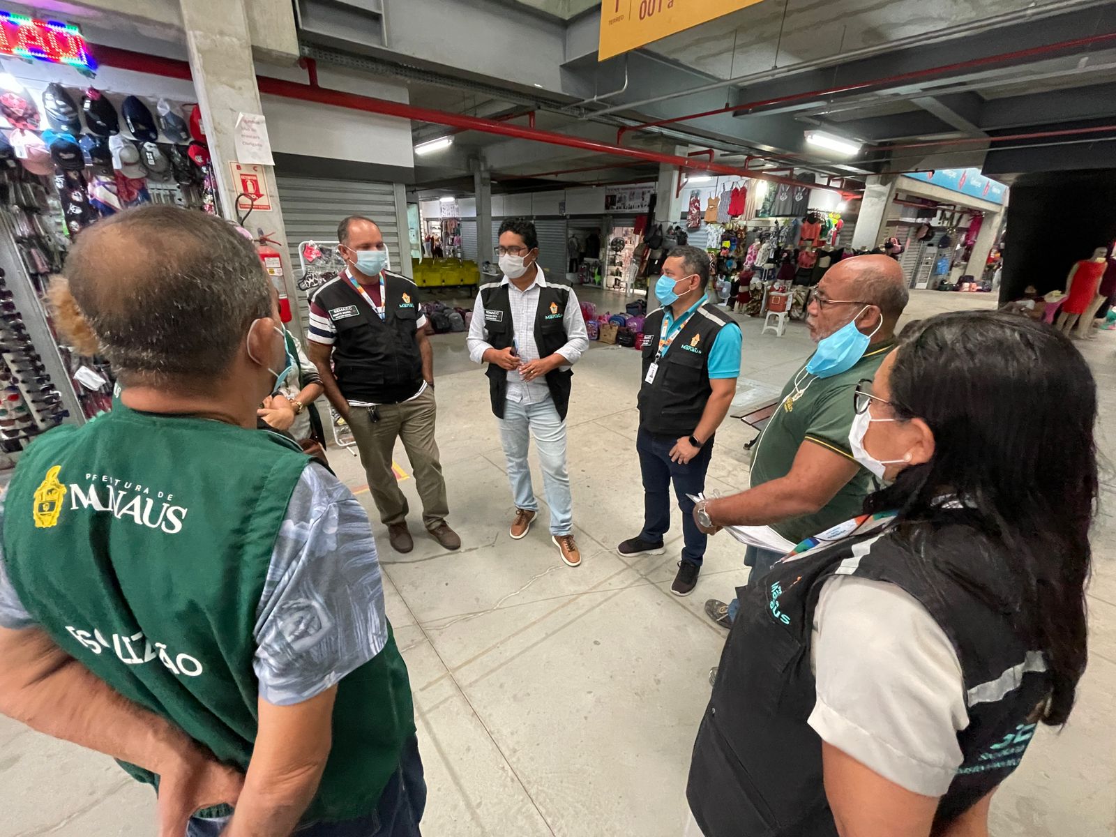 Prefeitura de Manaus realiza a&ccedil;&atilde;o no shopping Phelippe Daou - Prefeitura  Municipal de Manaus