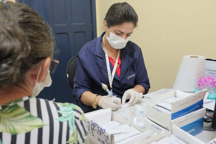 Usuários da UBS Ajuricaba são orientados pela prefeitura sobre suspensão temporária de atividades