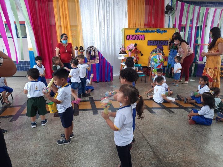 Mostra cultural em alusão ao ‘Dia da Consciência Negra’ é realizada em escolas da zona Leste