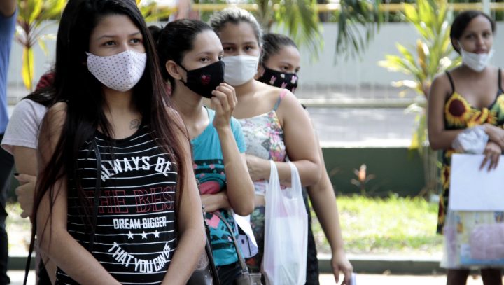 Estratégias para prevenir gravidez na adolescência são discutidas pela prefeitura