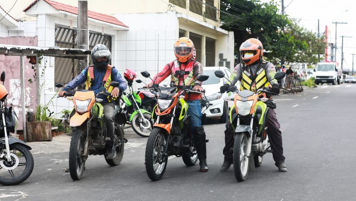Projeto da prefeitura aborda segurança no trânsito para mototaxistas