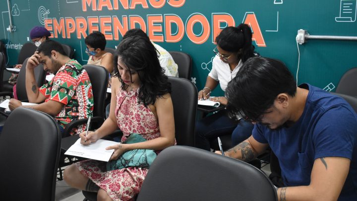 Projeto ‘Qualifica Artista Manauara’ certifica 28 participantes