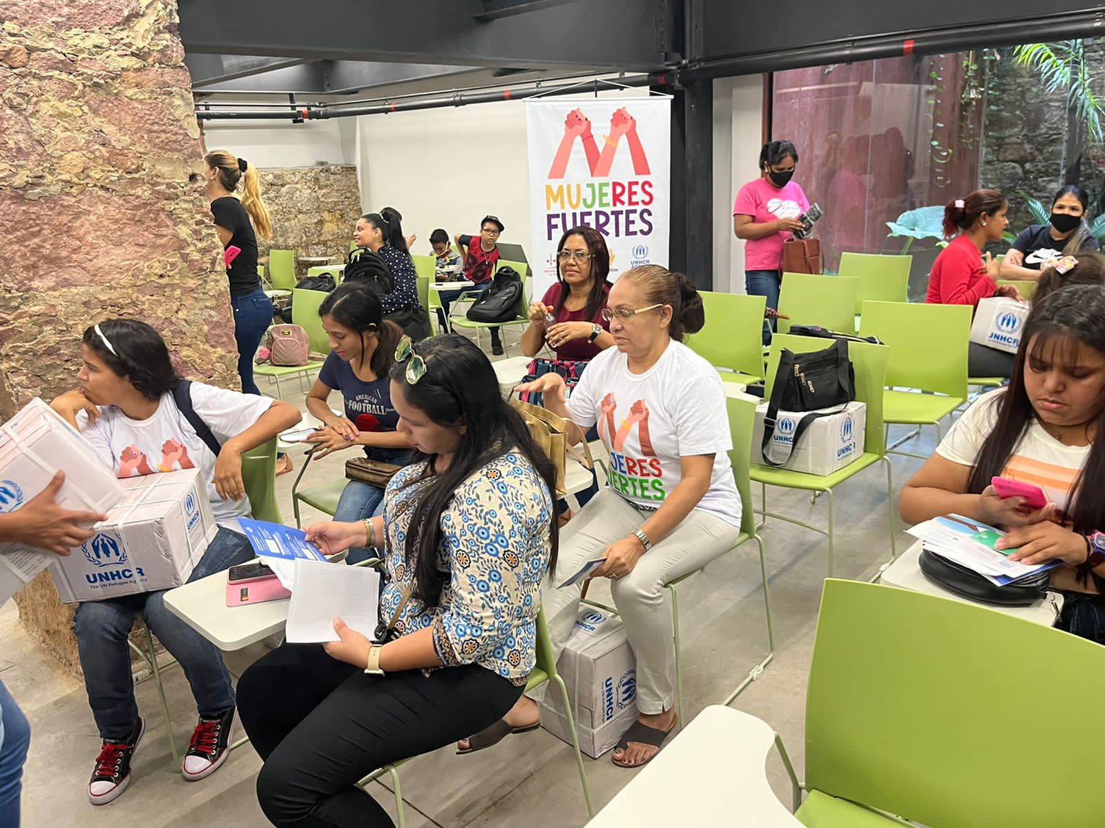 Casarão da Inovação Cassina sedia evento de empreendedorismo para refugiadas em Manaus