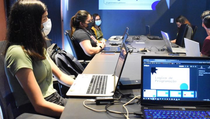 Prefeitura dá início a segunda turma do workshop ‘Lógica de Programação