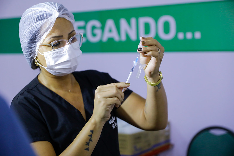 Prefeitura divulga total de vacinas aplicadas contra a Covid-19 em Manaus até esta quarta-feira