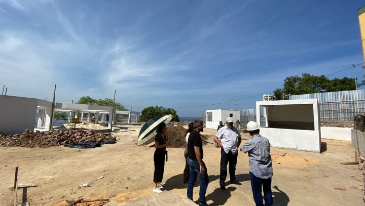 Arquitetos da Prefeitura de Manaus fazem visita técnica e acompanham obra do Local Casa de Praia