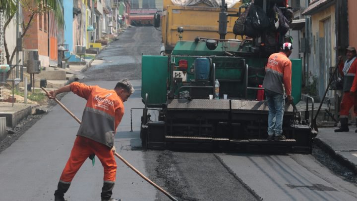 Mais de 25 bairros começam a receber reforço na infraestrutura por meio dos distritos de obras da Prefeitura de Manaus