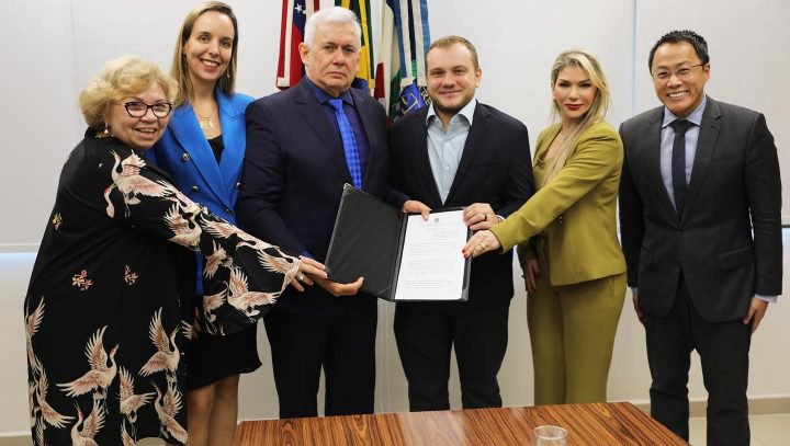 Prefeitura de Manaus assina Acordo de Cooperação Técnica com TRE