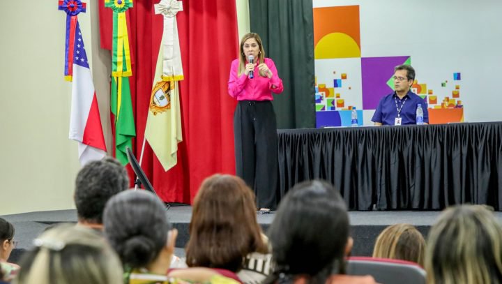 Prefeitura de Manaus dá posse ao FPEM para quadriênio 2022-2026