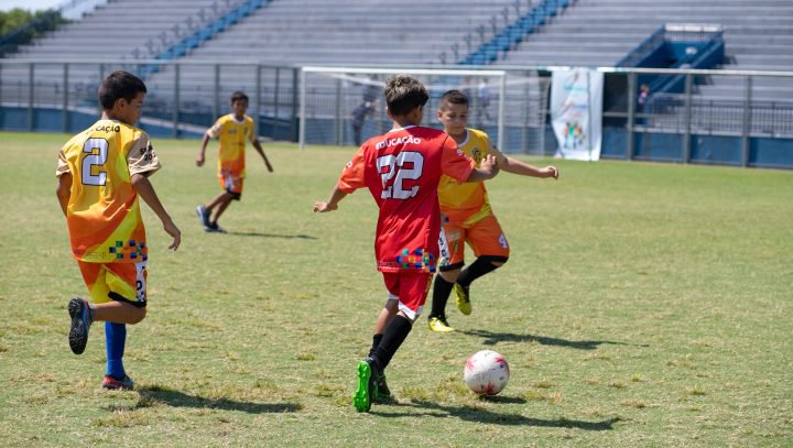 Prefeitura de Manaus realiza etapa final da Copa Zico com escolas da DDZ Leste 2