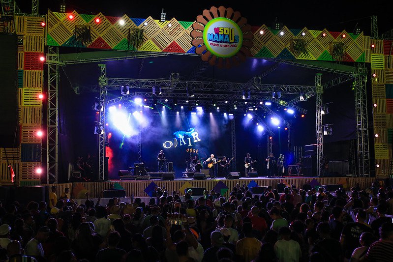 Segunda noite do #SouManaus Passo a Paço é marcada por mistura de ritmos no palco Tucupi