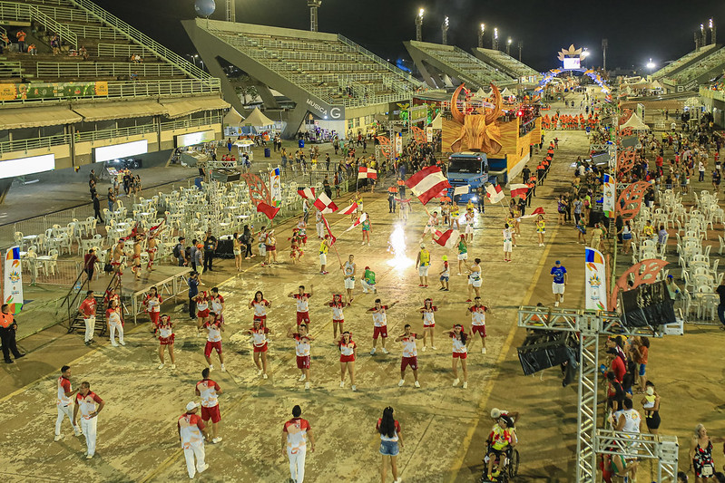 Boi Manaus 2022 recebe mais de 6 mil brincantes na primeira noite de comemoração do aniversário de Manaus