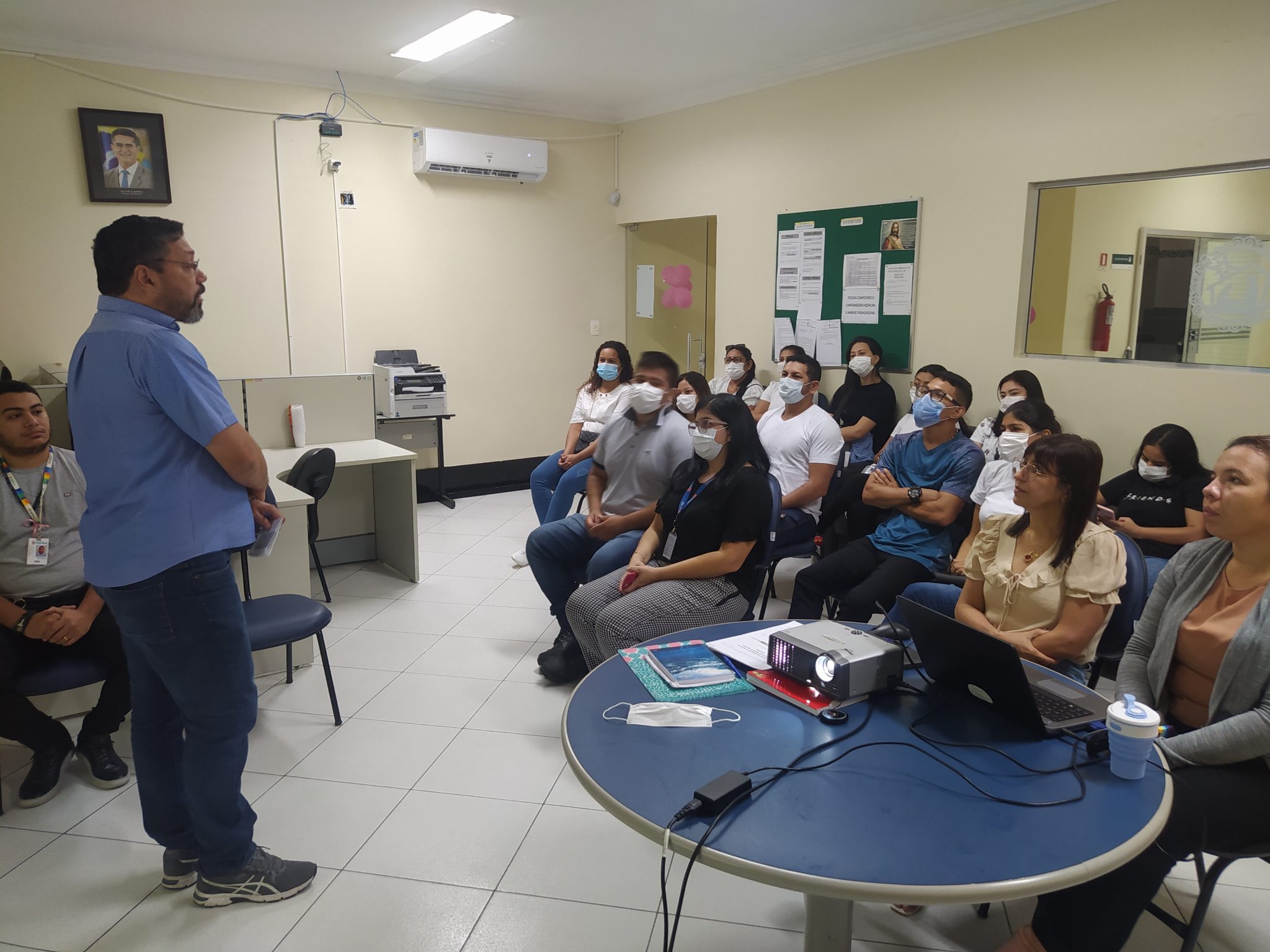 Estudantes universitários conhecem o trabalho da Visa Manaus em apresentação para cursos da área de Saúde
