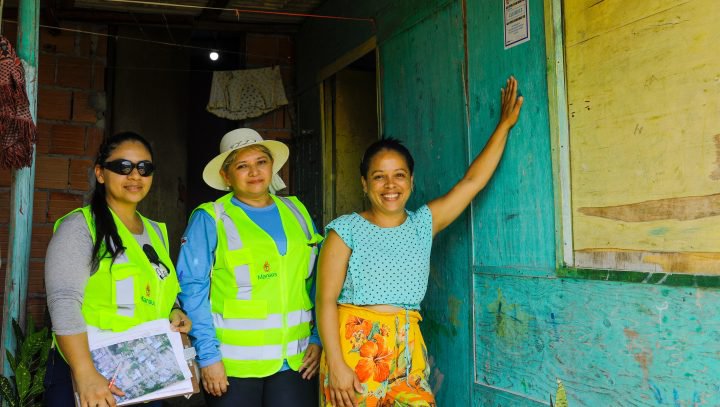 Moradores do Coliseu agradecem processo de regularização fundiária pela Prefeitura de Manaus
