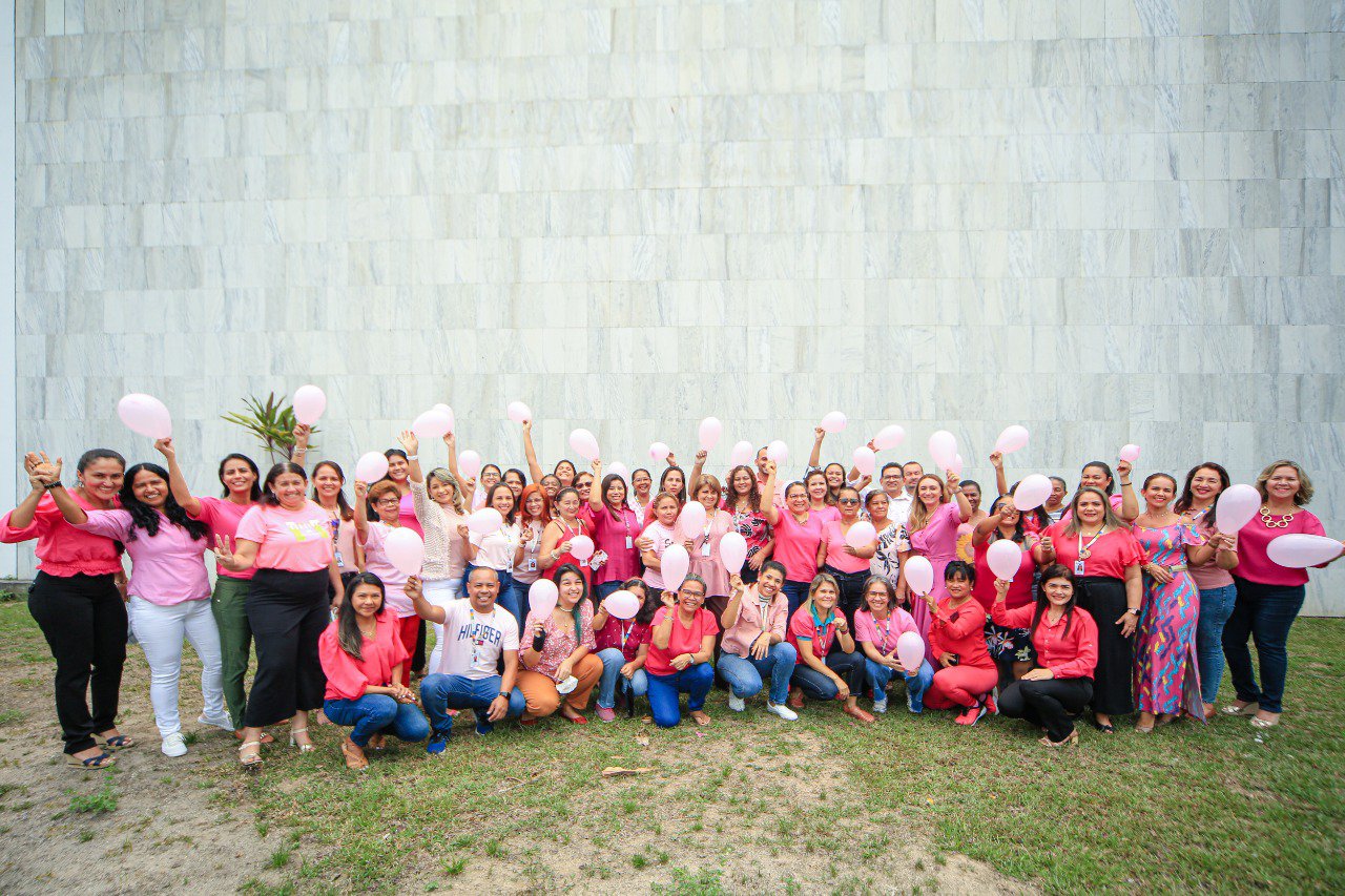 Mulheres da prefeitura mostram empatia no ‘Outubro Rosa’ e chamam atenção para cuidado com a saúde
