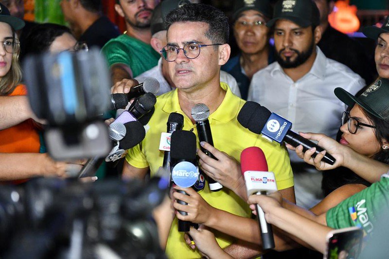 Prefeito David Almeida antecipa ponto facultativo e regulamenta horário da prefeitura nos dias de jogos do Brasil