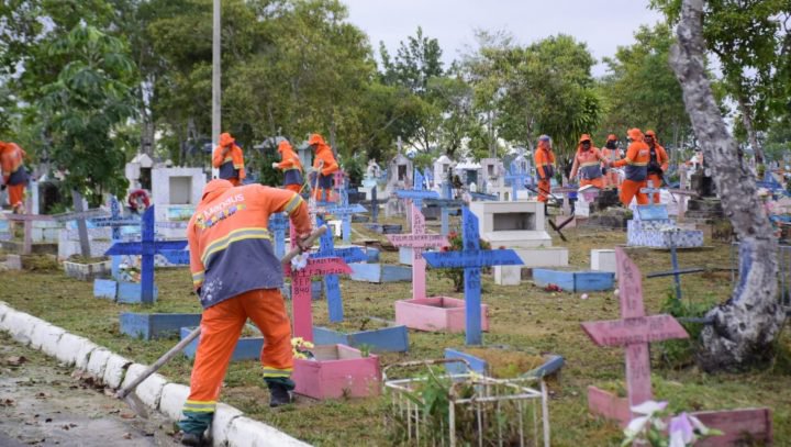 Prefeitura espera atender 500 mil pessoas nos cemitérios de Manaus no Dia de Finados