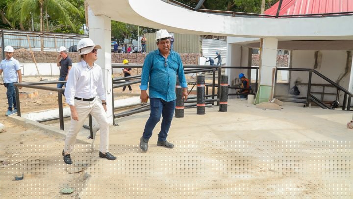 Prefeito David Almeida vistoria obras de conclusão do Local Casa de Praia