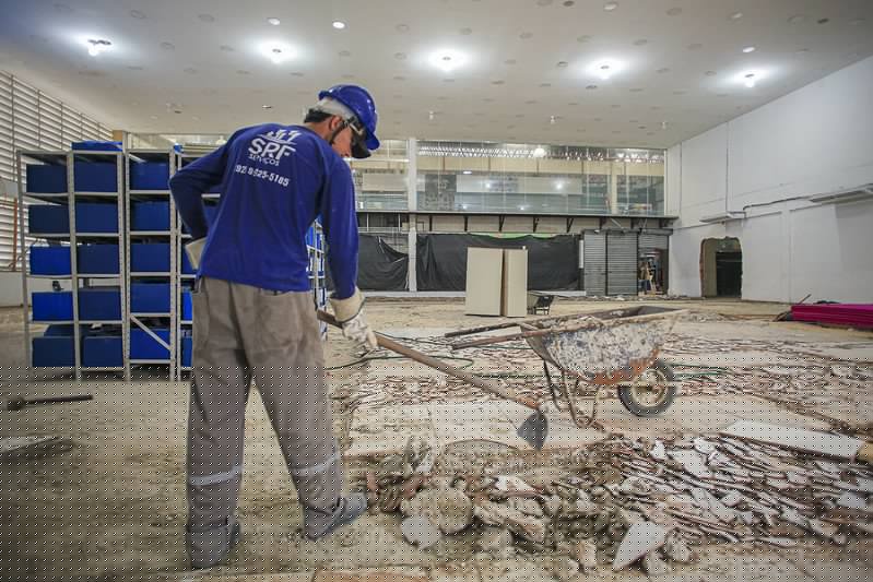 Prefeitura dá início à reconstrução do Sine Manaus no shopping Phelippe Daou