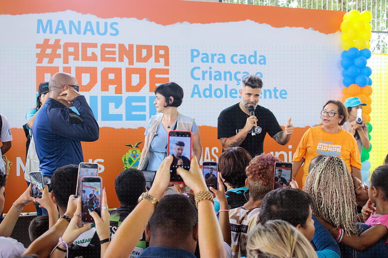 Prefeitura de Manaus e Unicef realizam atividade em bairro que receberá ações voltadas a crianças e adolescentes