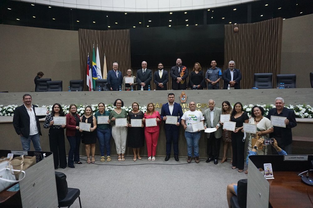 Prefeitura destaca melhorias realizadas na infraestrutura turística da cidade durante sessão solene na Câmara Municipal de Manaus