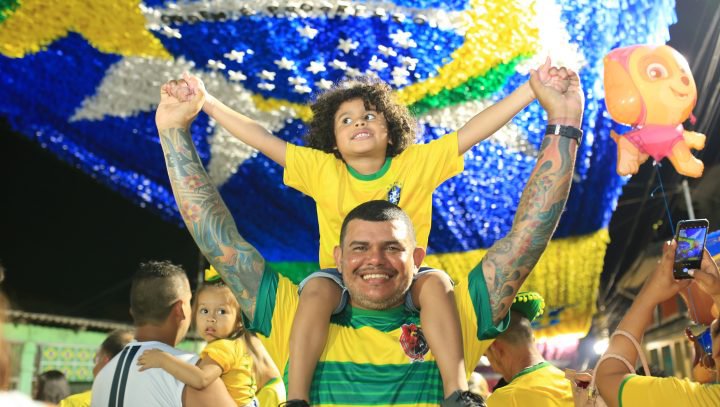 Ruas da Copa’ em Manaus terão transmissão simultânea dos jogos da Seleção Brasileira de Futebol durante a Copa do Mundo 2022