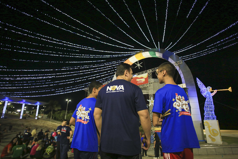 Espetáculo de Natal no anfiteatro da Ponta Negra irá contar com apoio de voluntários e acessibilidade nesta quinta-feira