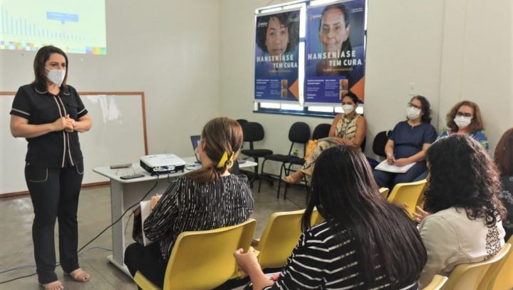 Médicos e enfermeiros participam do curso ‘Abordagem da Hanseníase na Atenção Primária