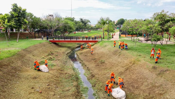 Parque Senador Jefferson Péres recebe ação de limpeza da Prefeitura de Manaus