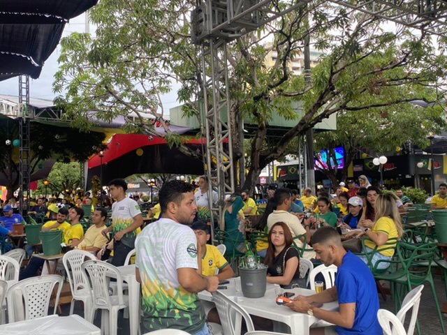 Praça do Eldorado transmite partida entre Brasil X Camarões