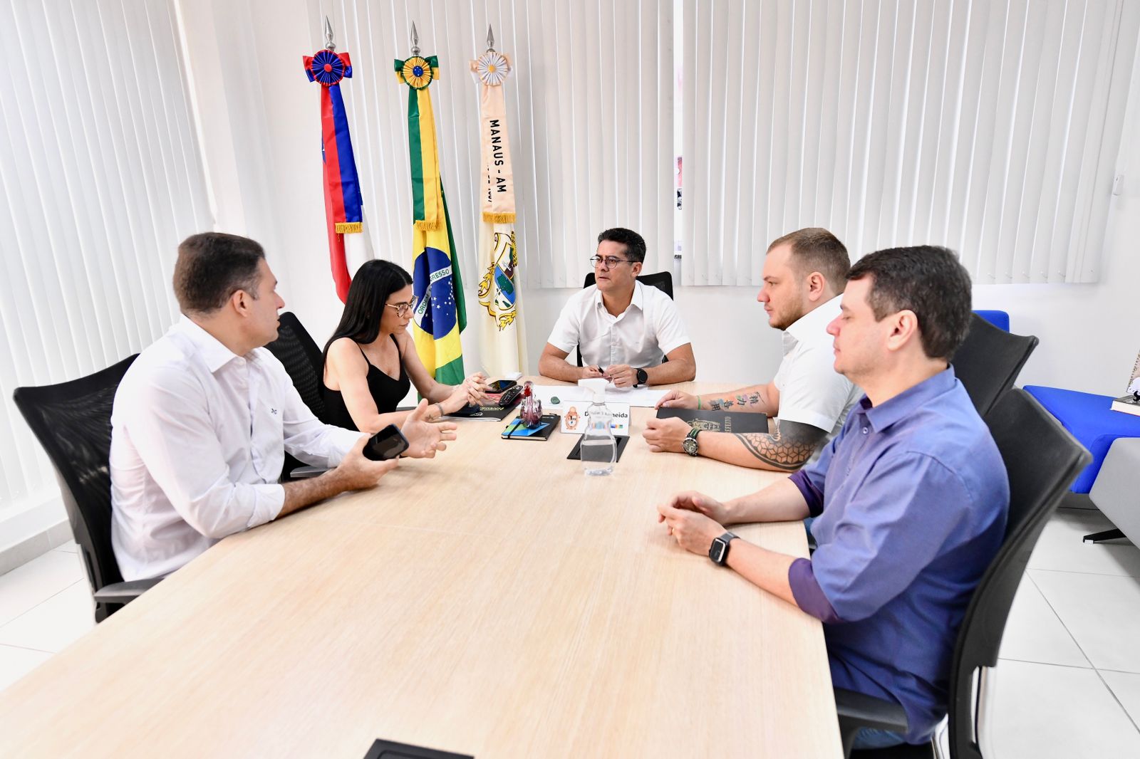 Prefeito David Almeida assina novas nomeações de aprovados no concurso da Semsa