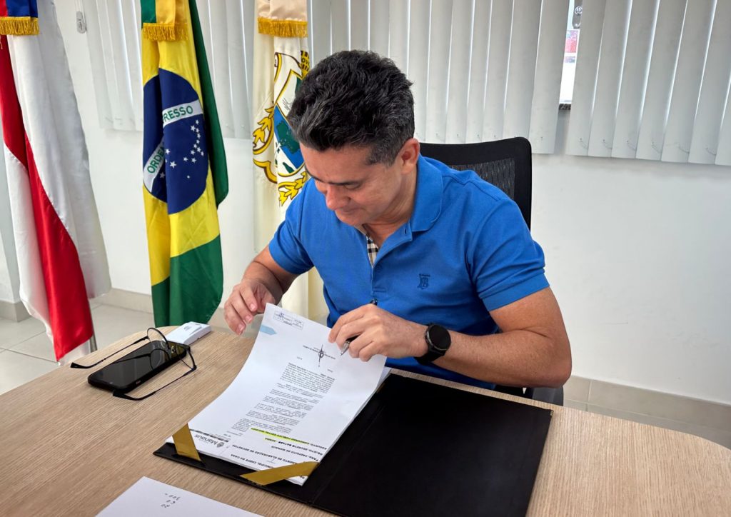 Prefeitura de Manaus anuncia horário especial dos órgãos institucionais durante o próximo jogo do Brasil