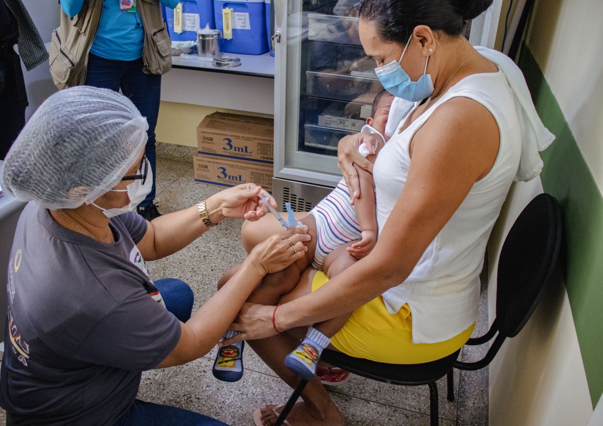 Prefeitura de Manaus aponta falsa percepção da realidade e desinformação como desafios para vacinação contra a pólio