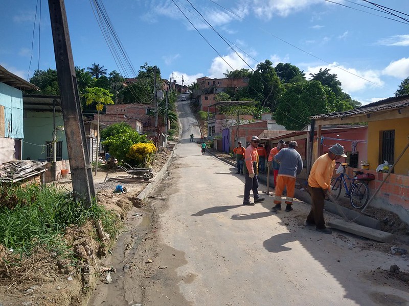 Prefeitura de Manaus realiza drenagem superficial no bairro Alfredo Nascimento