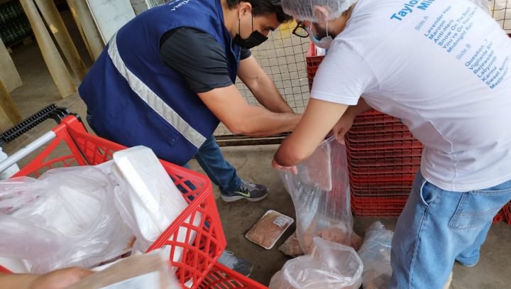 Visa Manaus inicia fiscalização em supermercados com apreensão de 90 quilos de produtos impróprios para consumo