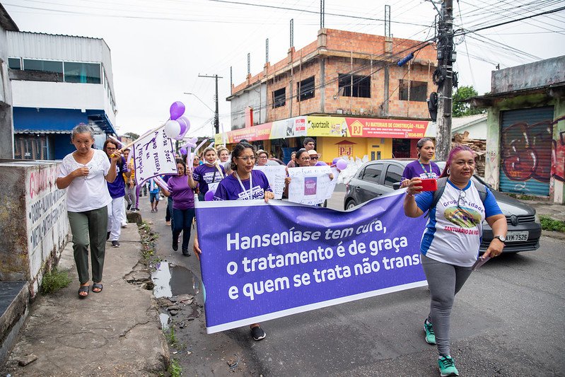 Prefeitura de Manaus reforça conscientização sobre combate à hanseníase com caminhada na zona Leste