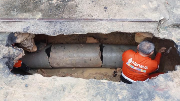 Prefeitura realiza manutenção em sistema de drenagem e reduz riscos de alagamentos
