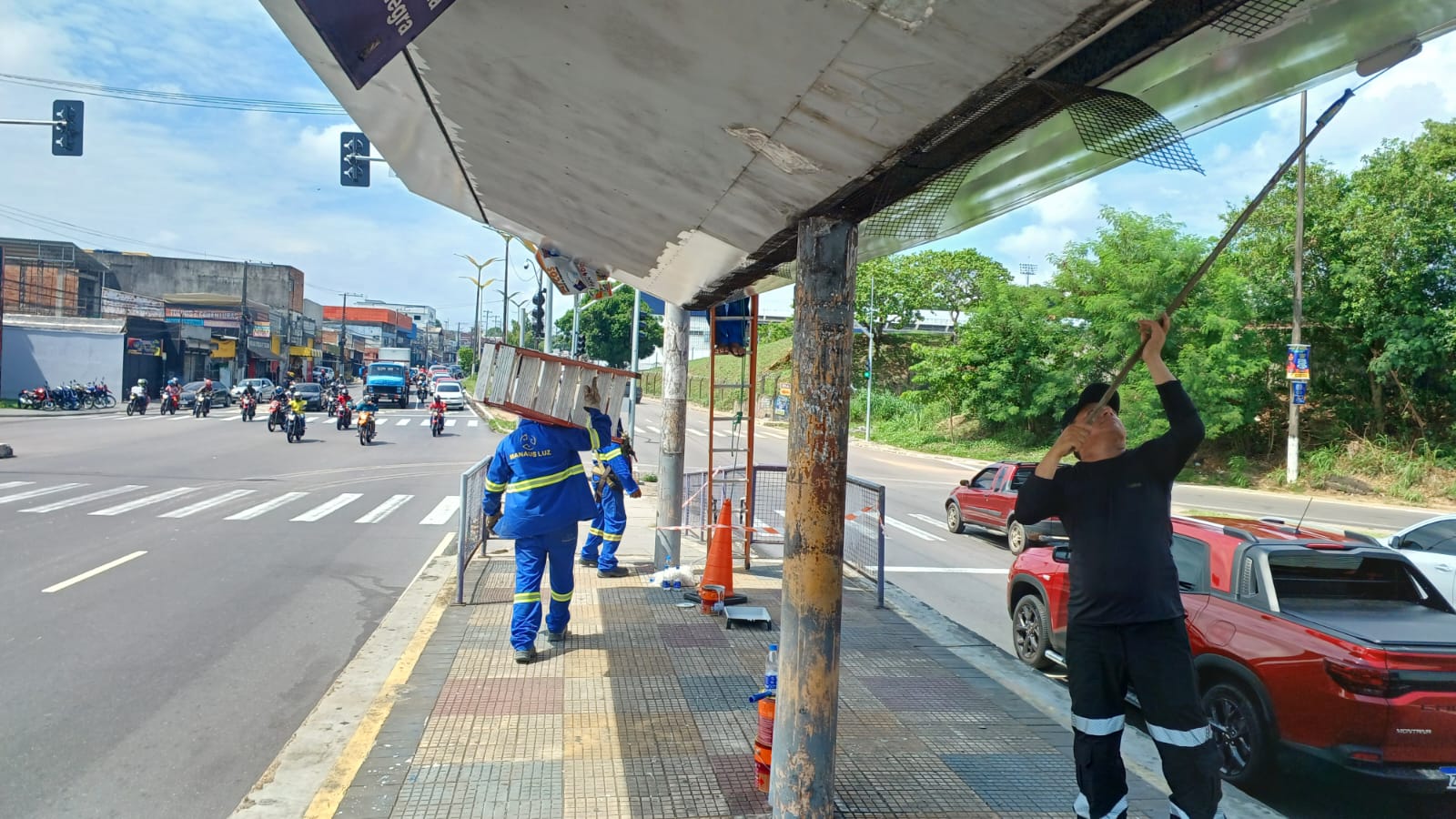 Revitalização de plataforma de ônibus