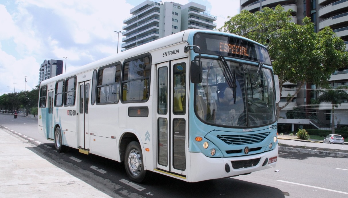 Ônibus