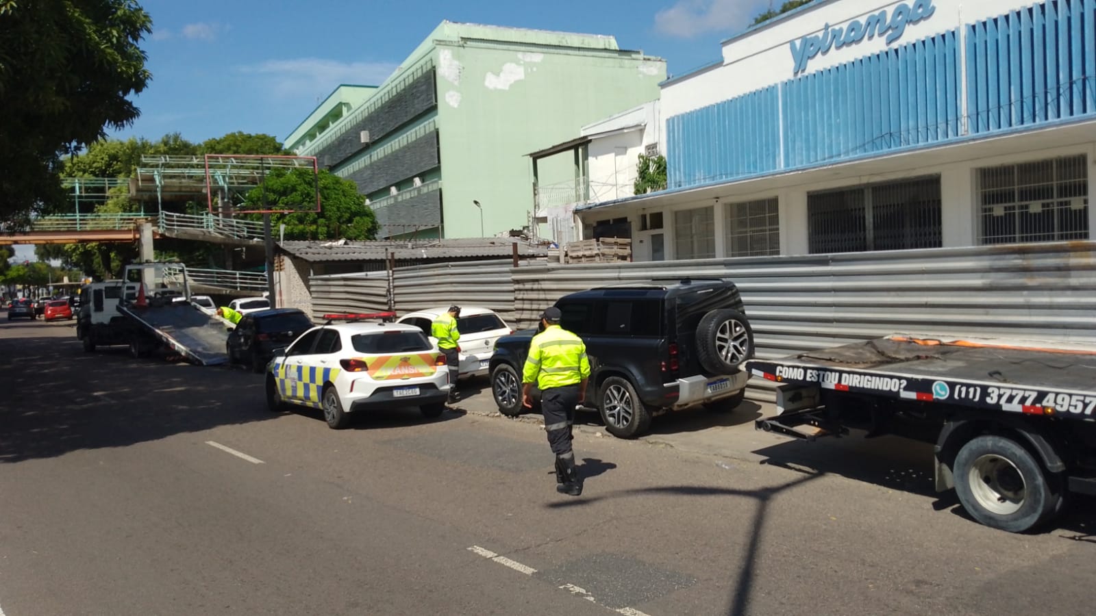 38 veículos por estacionamento irregular (3)