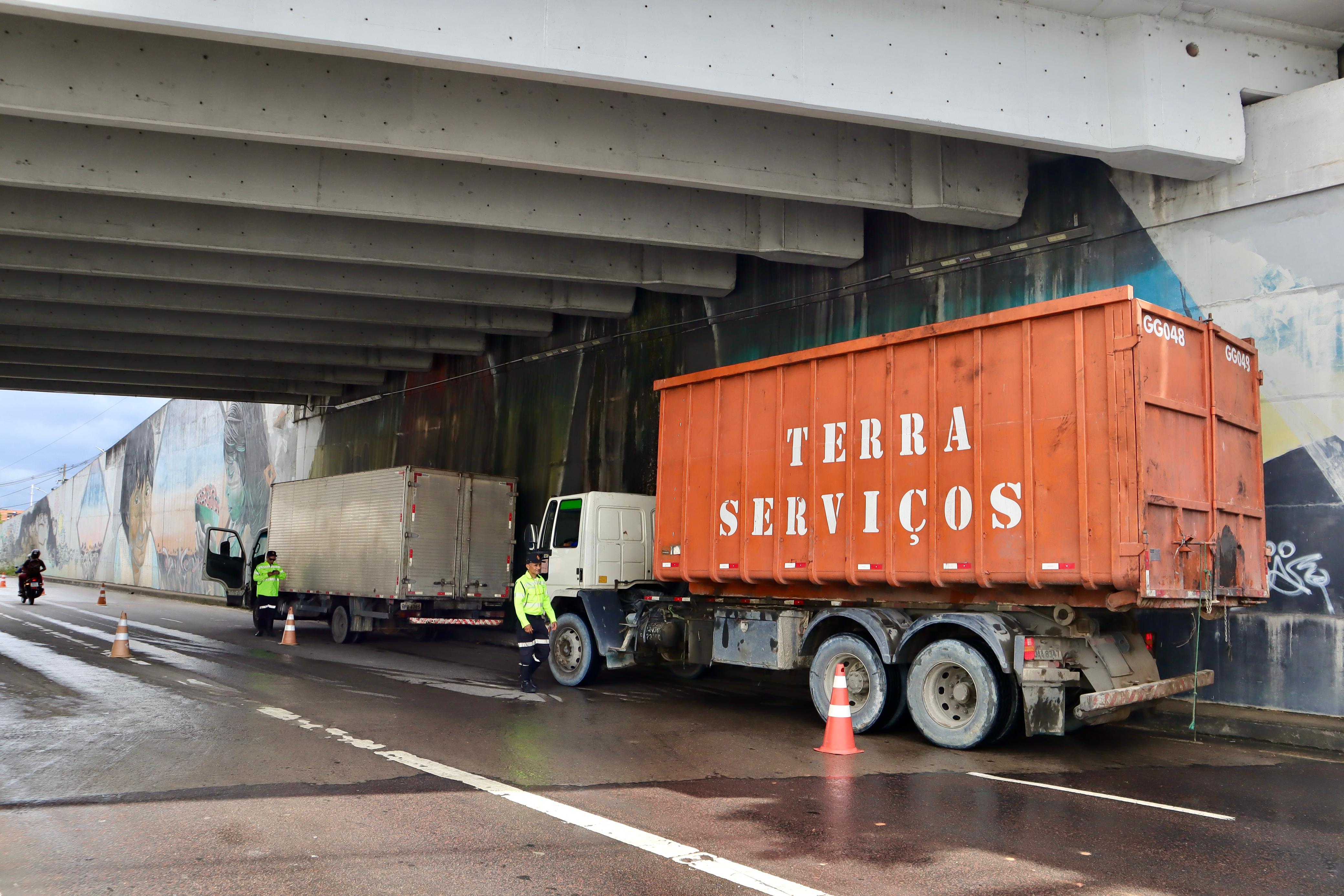 fiscalização de veículos pesados na zona Norte