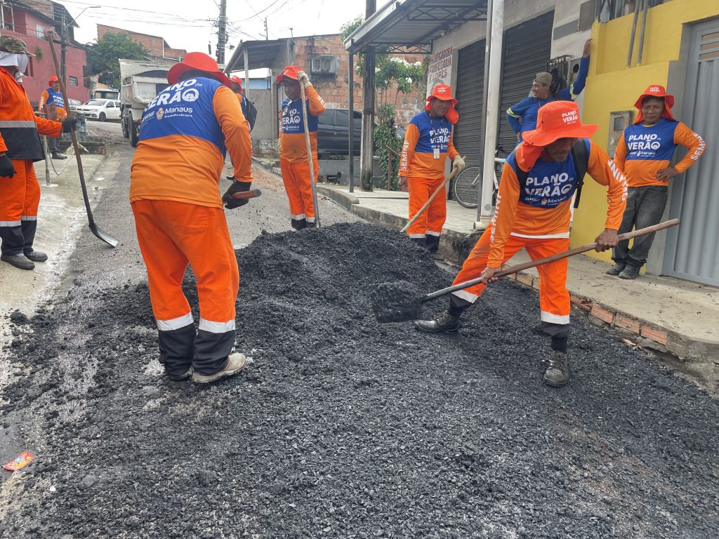 Prefeitura de Manaus intensifica ‘Plano de Verão’ e melhora mobilidade no bairro Tancredo Neves