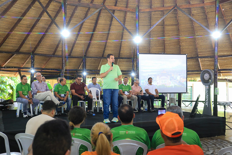 Vice-Prefeito Renato Junior apresenta o Plano de Ação Climática de Manaus para consulta pública em evento alusivo ao Sauim-de-coleira Vice-Prefeito Renato Junior apresenta o Plano de Ação Climática de Manaus para consulta pública em evento alusivo ao Sauim-de-coleira