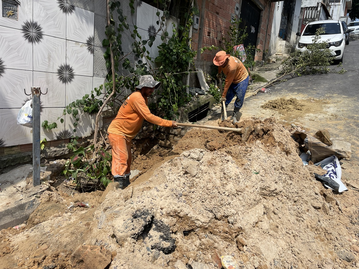 Prefeitura de Manaus recupera drenagem profunda e reforça infraestrutura no bairro Compensa