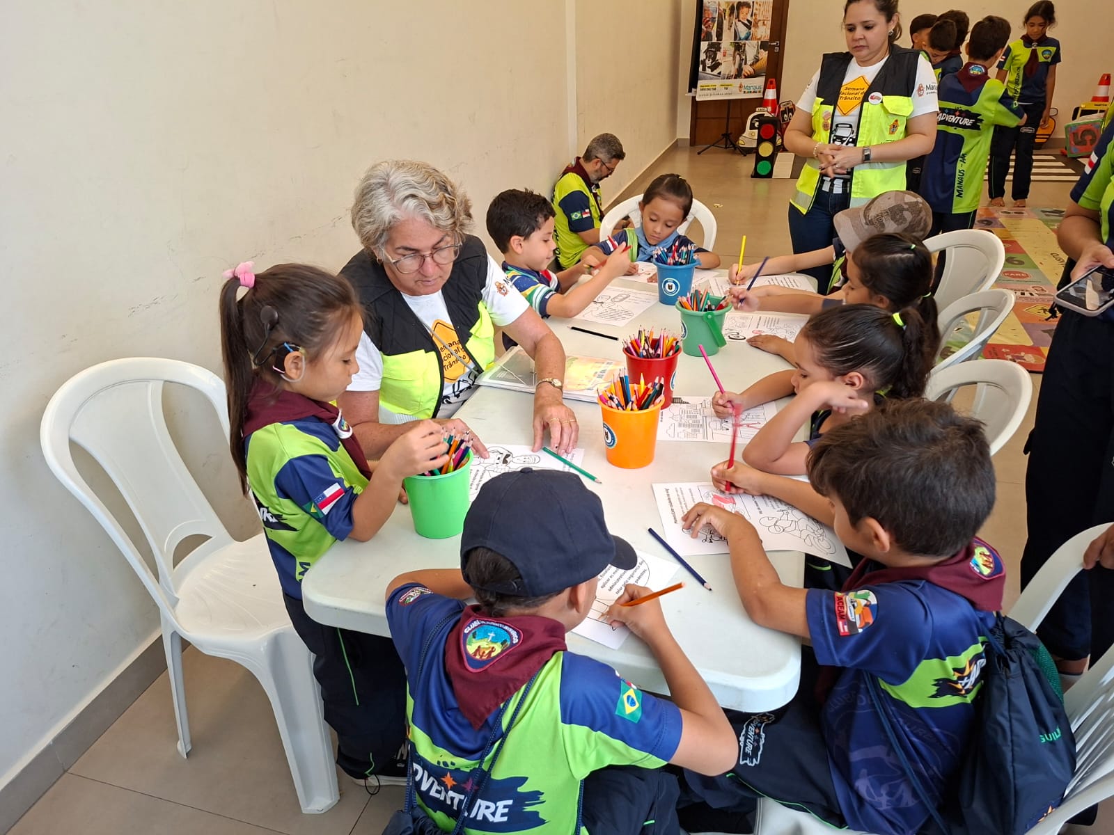 Prefeitura promove ação lúdica de educação de trânsito com ‘Clube de Aventureiros’