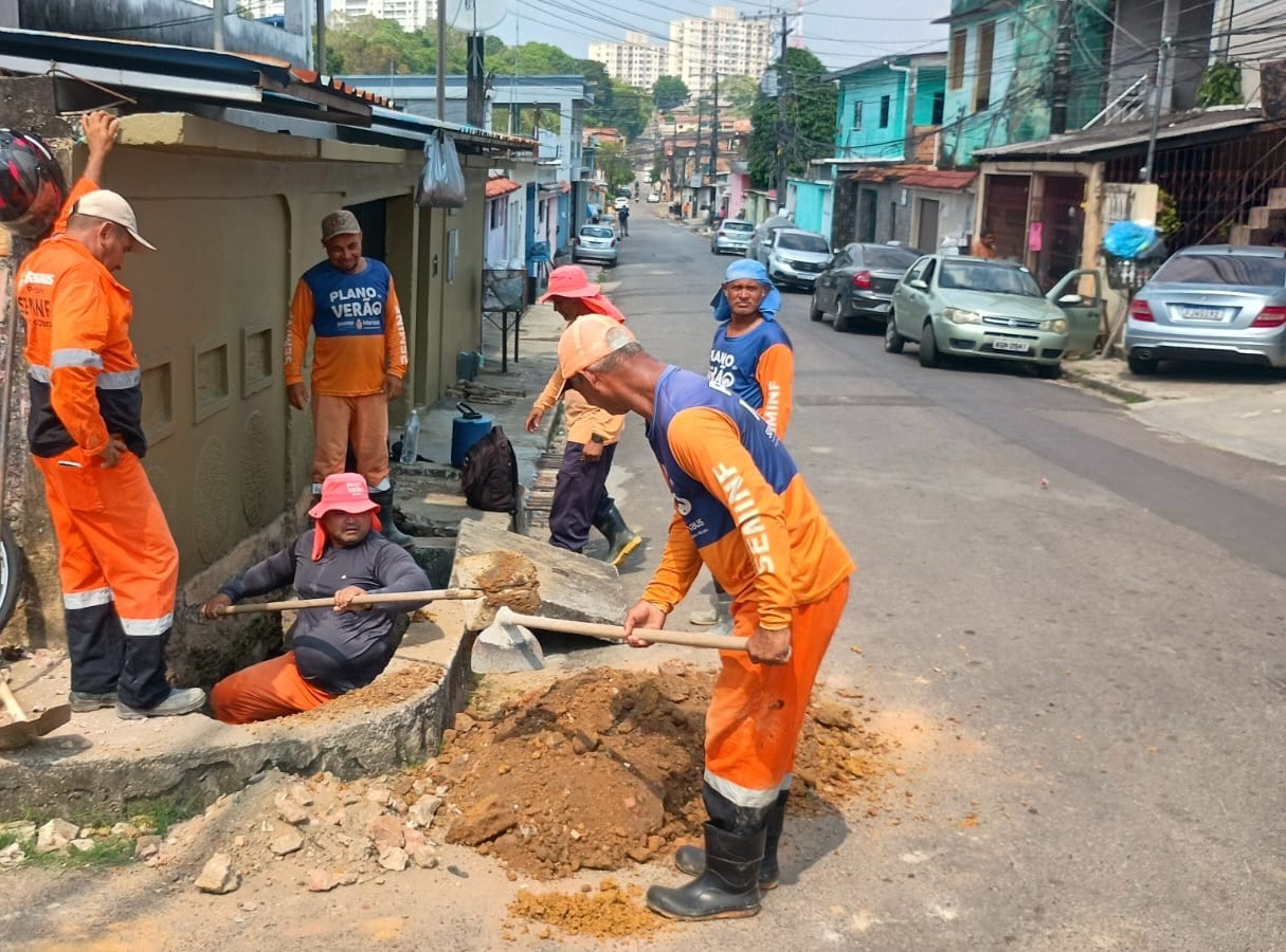 Prefeitura de Manaus recupera rede de drenagem no Lírio do Vale e melhora escoamento das águas da chuva